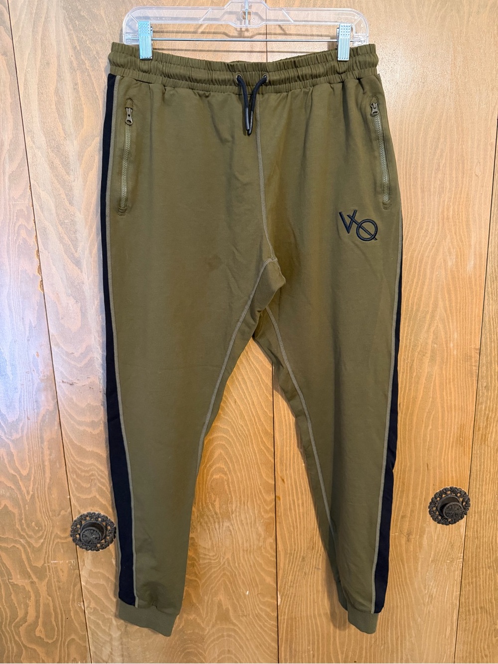 VANQUISH Fitness London VQ Eclipse Strike Tapered Jogger Olive Men's